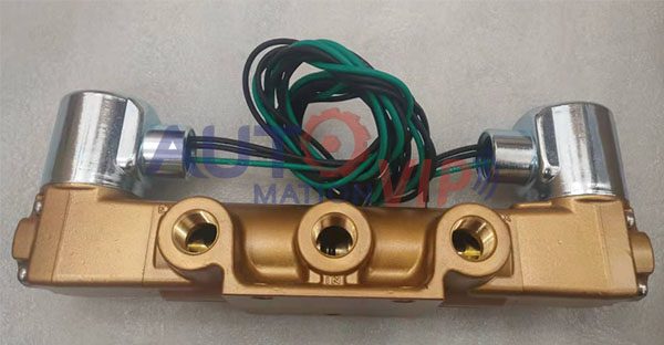 VGG-4422-U-A240 E7SM-2011-140-3-D024 VERSA Versa Valves